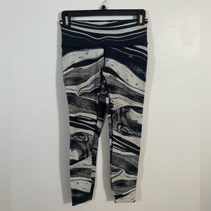 Lululemon Run Inspire Crop II Leggings Black White Marble Print Size 4